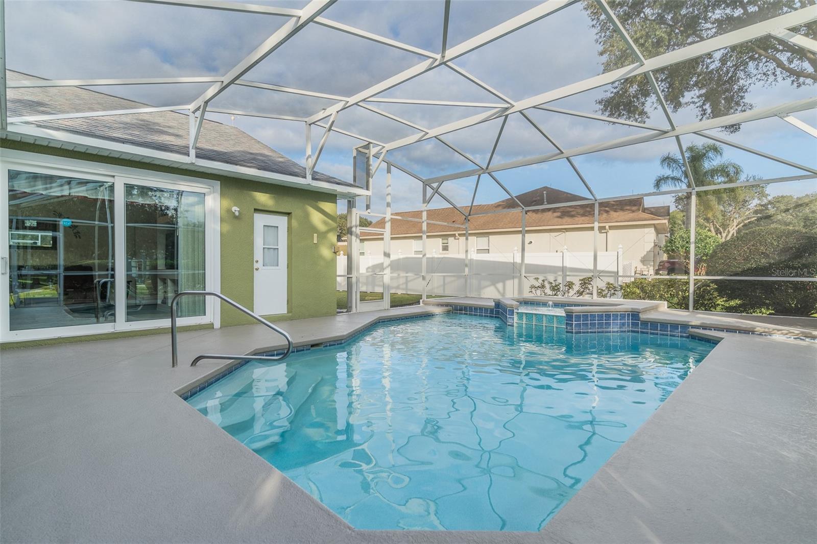 WESTRIDGE - Residential