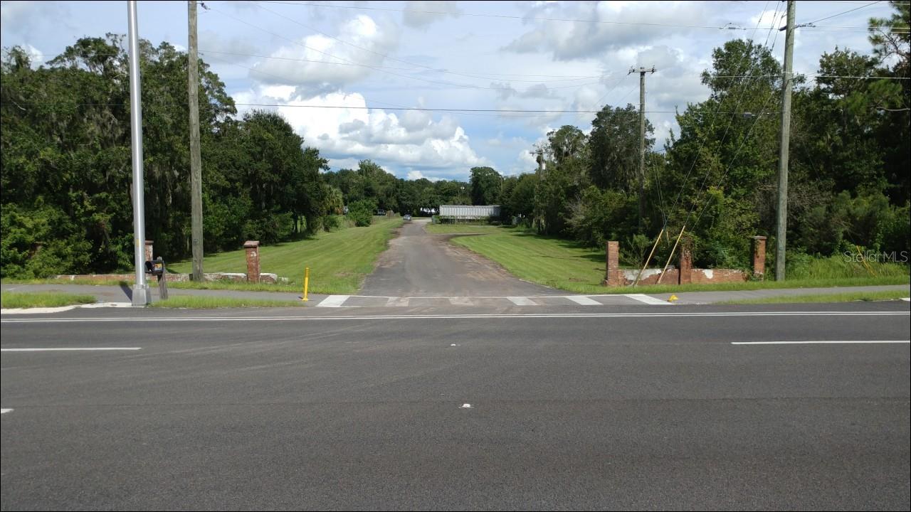 15040 S US HIGHWAY 301
