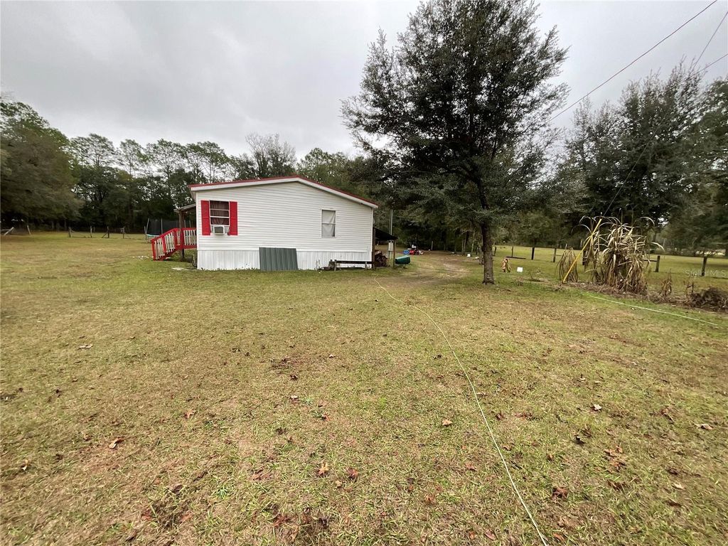 Photo of 3281 SW 181st Court, Dunnellon, FL 34432 (MLS # OM714898)