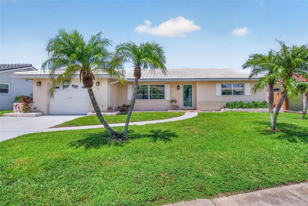 Photo of 11225 59th Avenue, Seminole, FL 33772 (MLS # TB8544753)