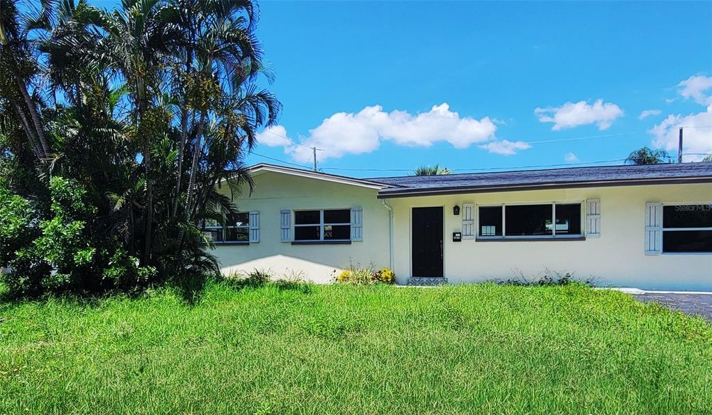 Photo of 3615 Searobin Drive SE, St Petersburg, FL 33705 (MLS # W7877304)