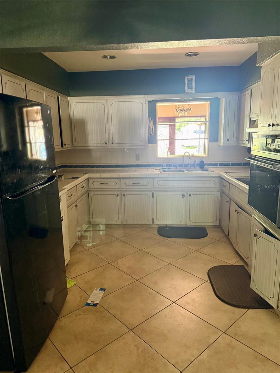 DREWS JOHN H SUB BLKS 1 TO 10 - Residential