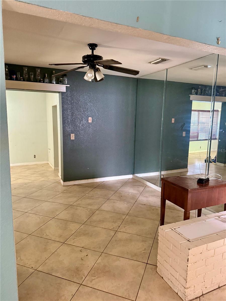 DREWS JOHN H SUB BLKS 1 TO 10 - Residential