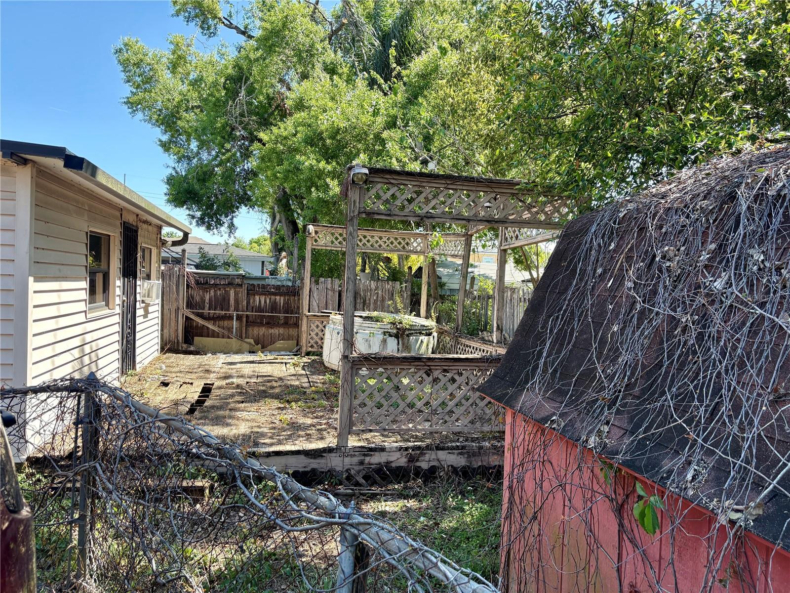 DREWS JOHN H SUB BLKS 1 TO 10 - Residential