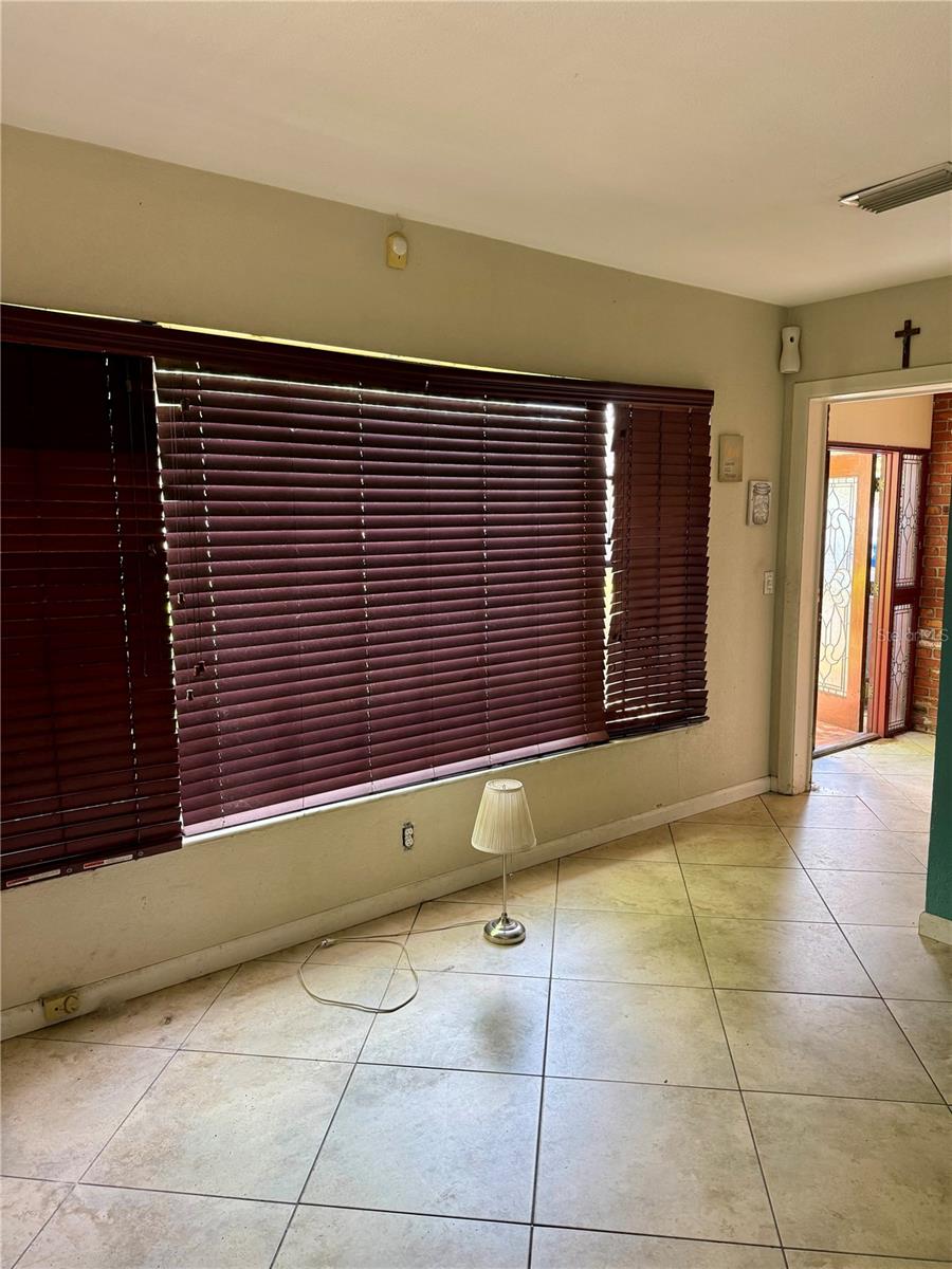 DREWS JOHN H SUB BLKS 1 TO 10 - Residential