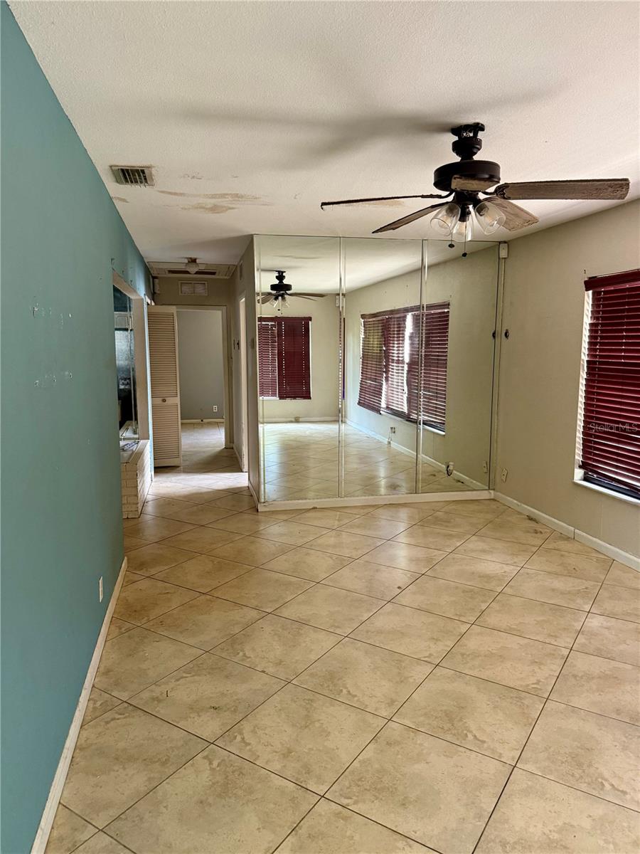 DREWS JOHN H SUB BLKS 1 TO 10 - Residential