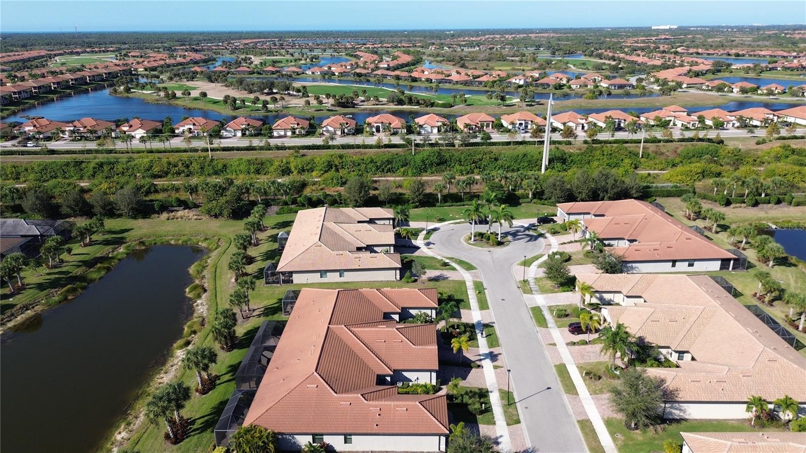 ISLANDWALK/WEST VLGS PH 4 - Residential