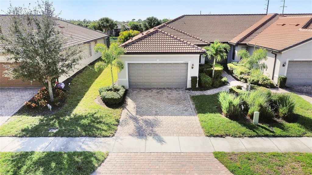 Photo of 13887 Botteri Street, Venice, FL 34293 (MLS # A4674896)