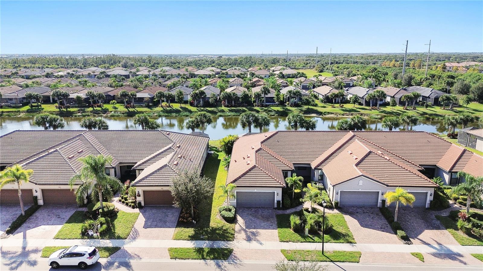 ISLANDWALK/WEST VLGS PH 4 - Residential