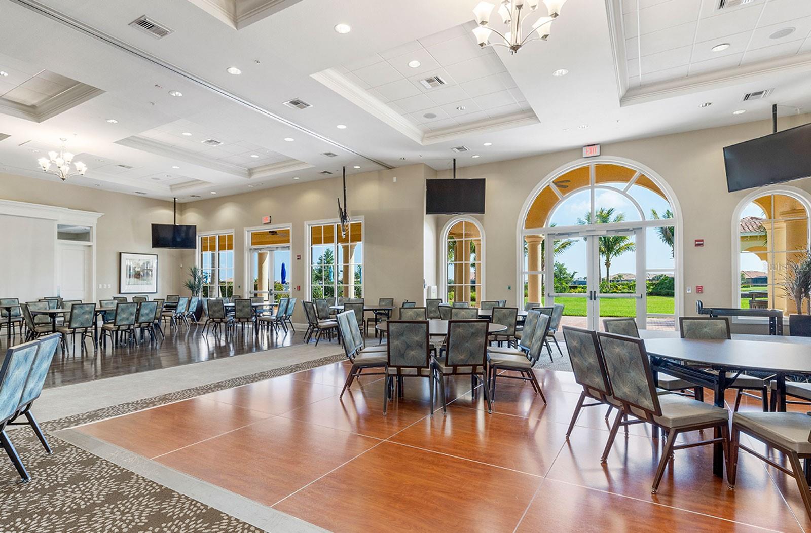 ISLANDWALK/WEST VLGS PH 4 - Residential