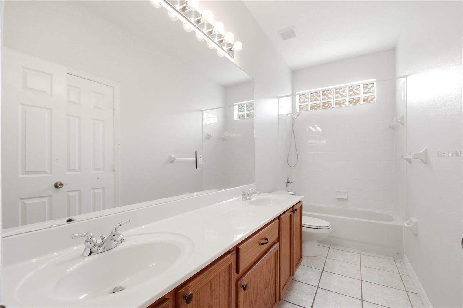 RESERVE AT BELMERE PH 02 48 144 - Residential