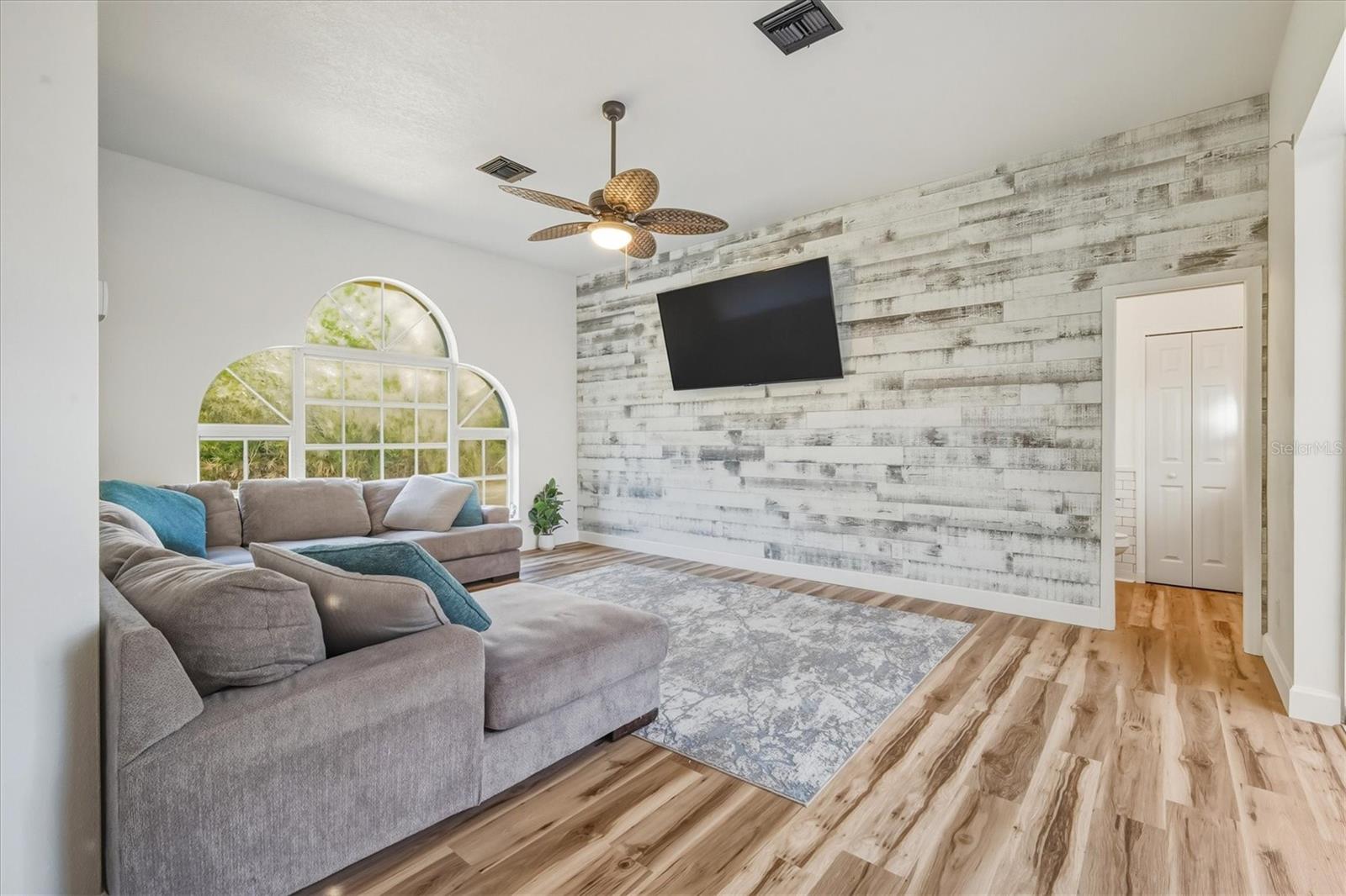 6488 PONCE DE LEON BOULEVARD, NORTH PORT, FL, 34291 3 6488 PONCE DE LEON BOULEVARD