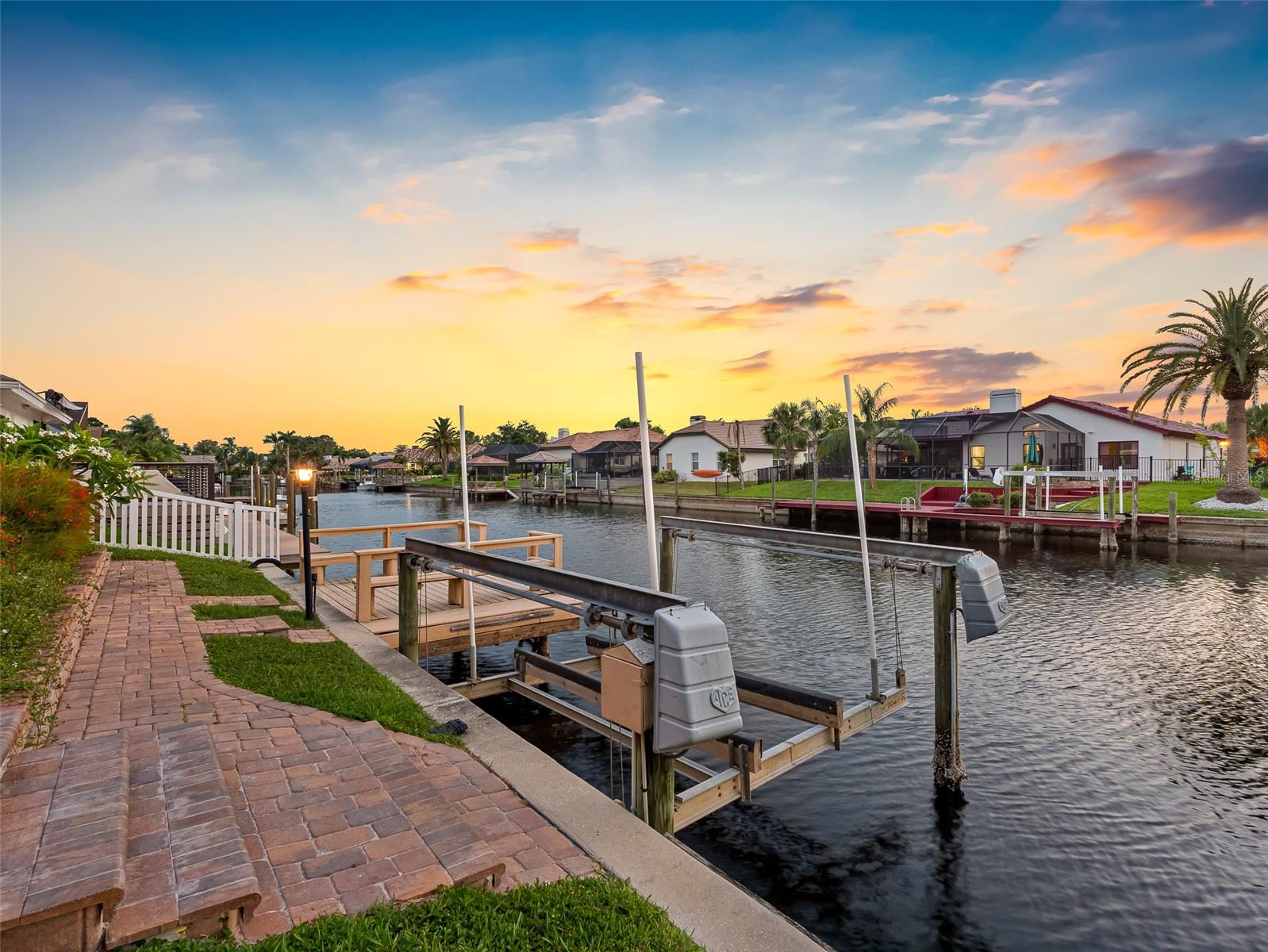 5816 DORY WAY