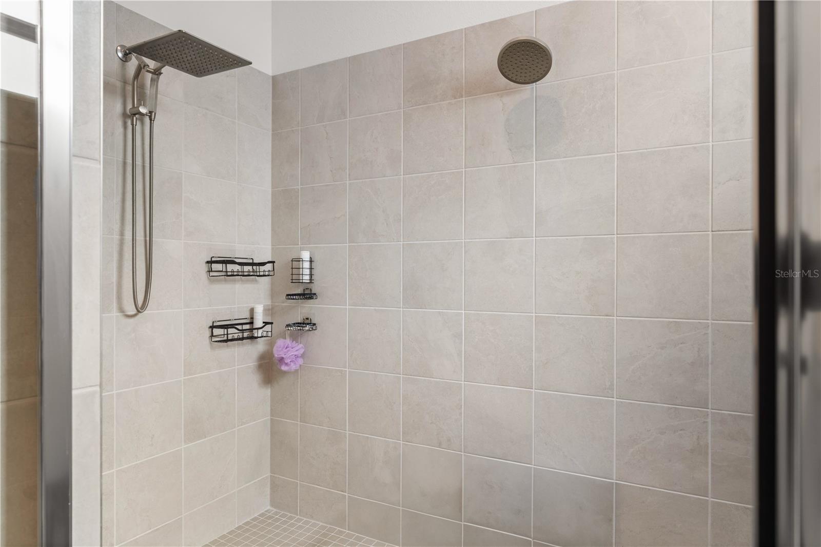 TERN BAY GOLF & CC RESIDENCE PH 01 - Residential