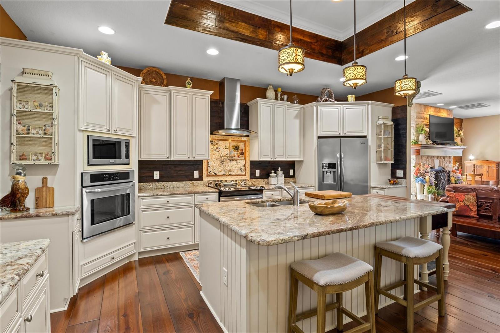 ACREAGE - Residential