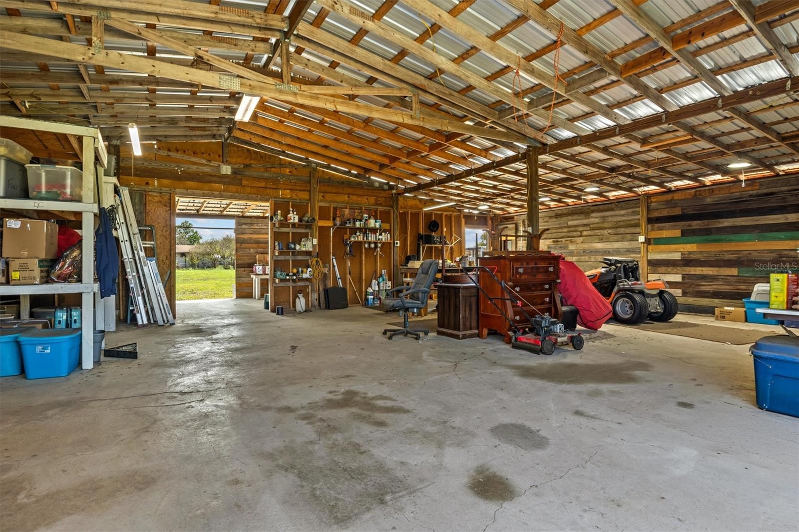 ACREAGE - Residential