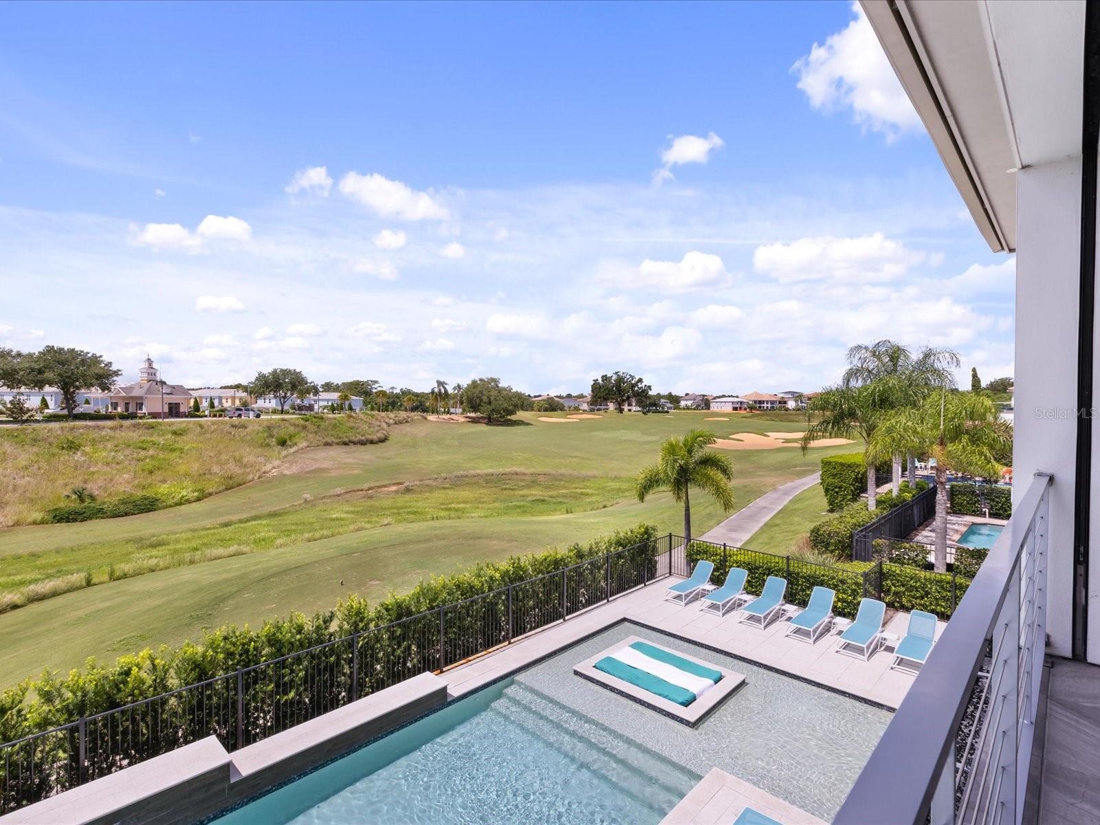 REUNION WEST VLGS NORTH - Residential