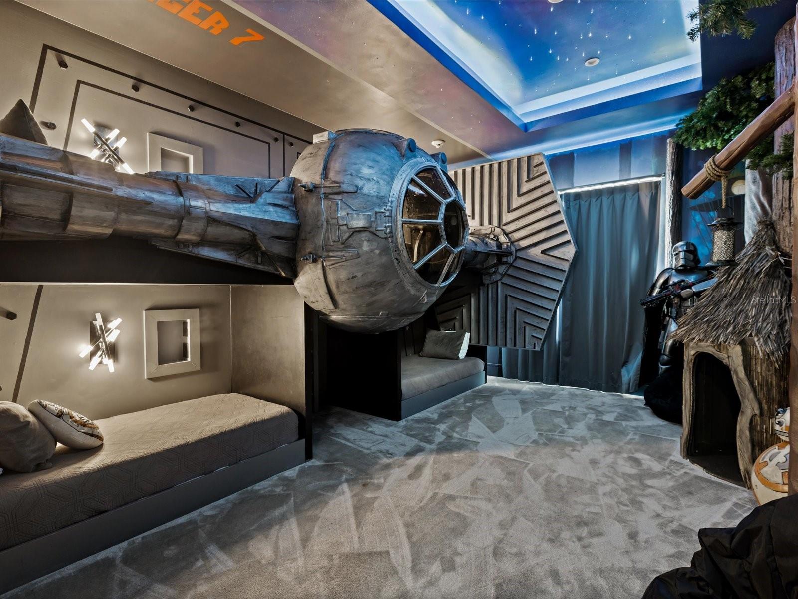 REUNION WEST VLGS NORTH - Residential