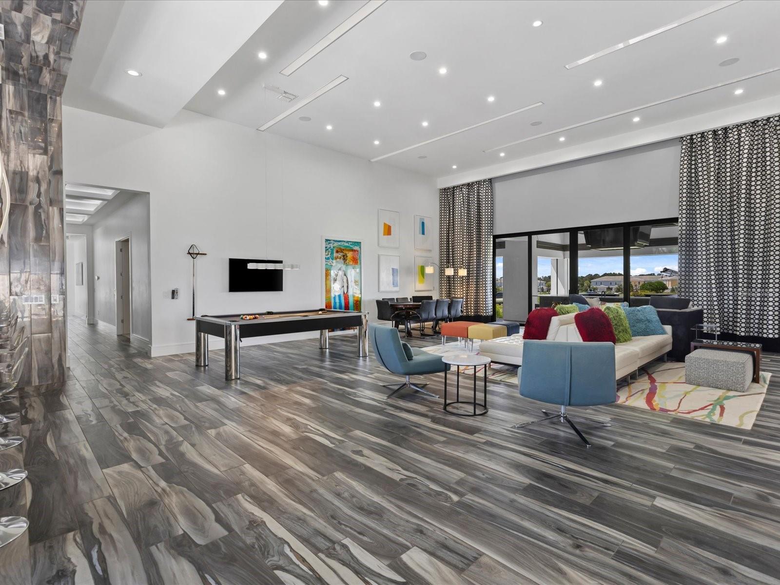 REUNION WEST VLGS NORTH - Residential