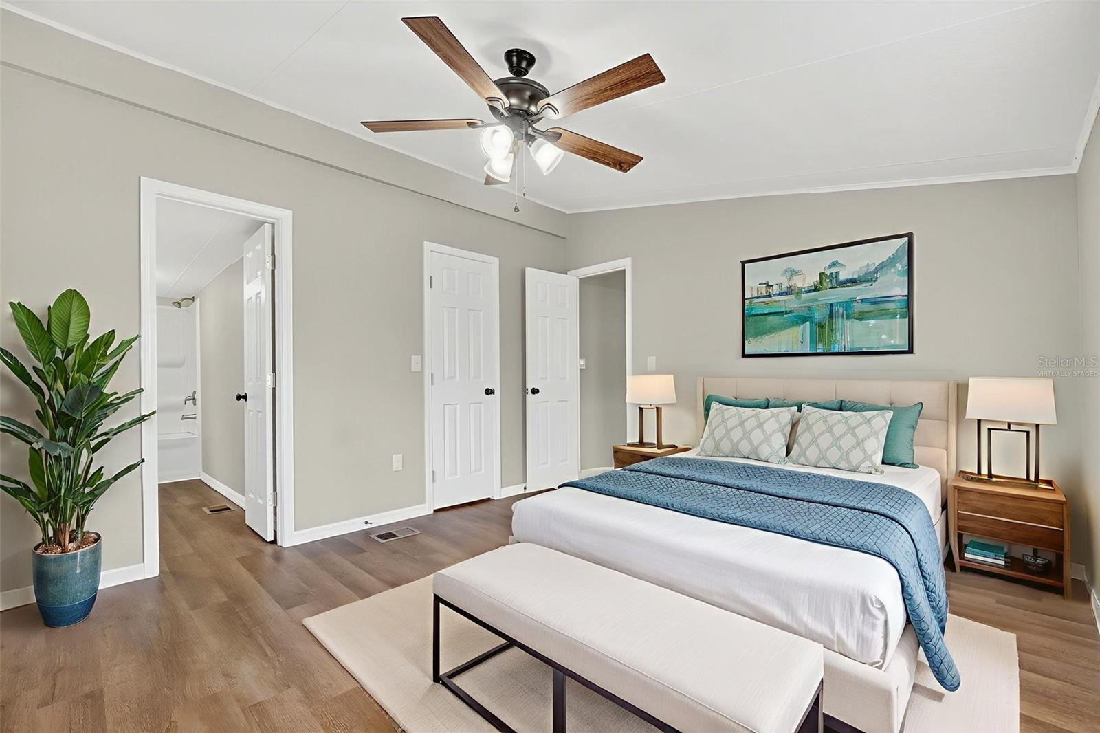 MOBILE HOME VLG - Residential