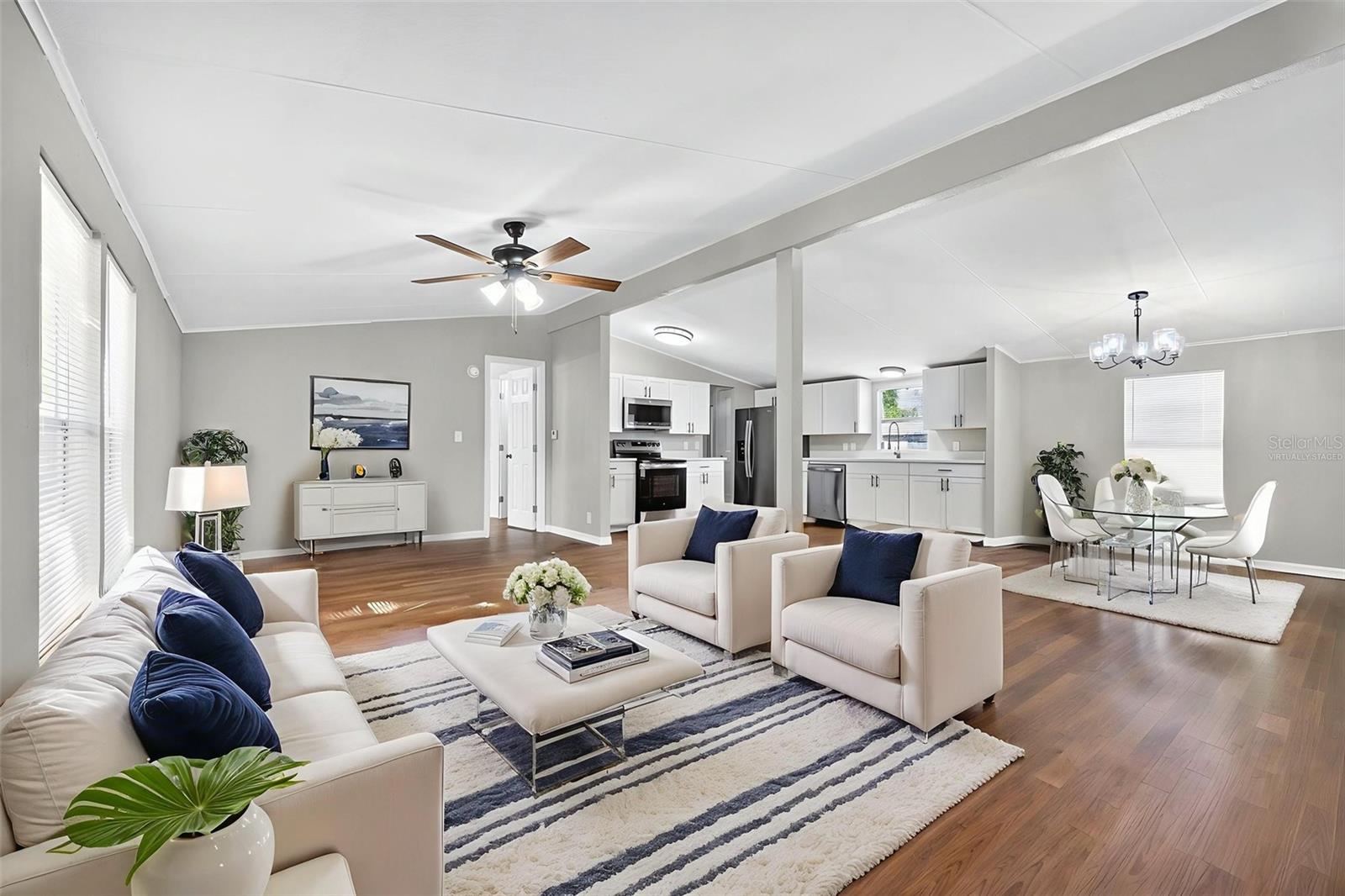 MOBILE HOME VLG - Residential