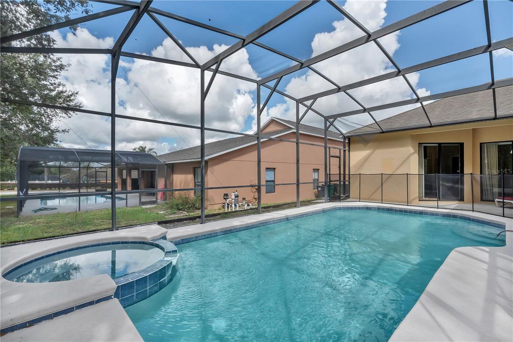 Photo of 112 Coventry Road, Davenport, FL 33897 (MLS # R4909882)