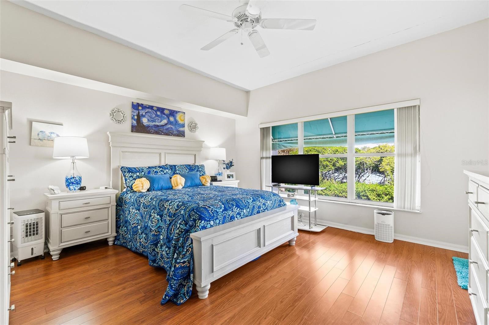 SHORES OF LONG BAYOU CONDO - Residential