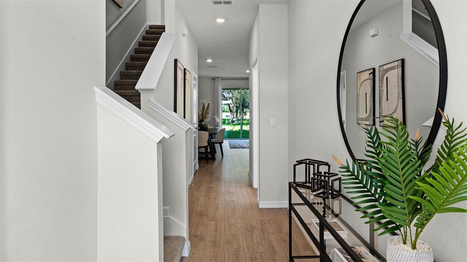 NONA WEST TWNHMS - Residential