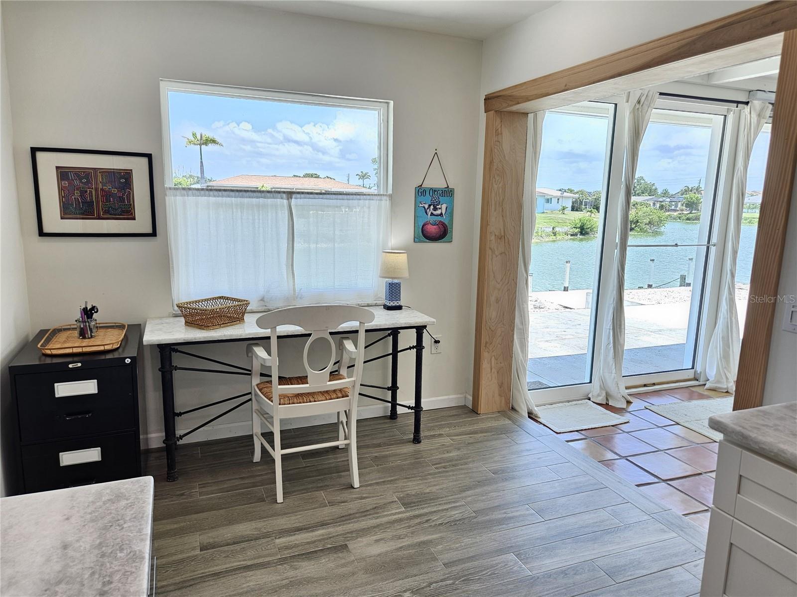 VENICE GARDENS - Residential Lease