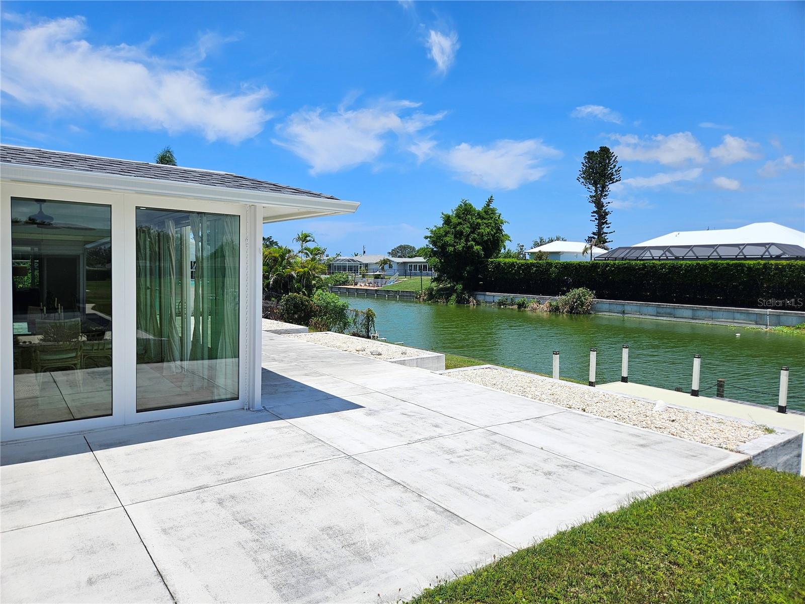 VENICE GARDENS - Residential Lease