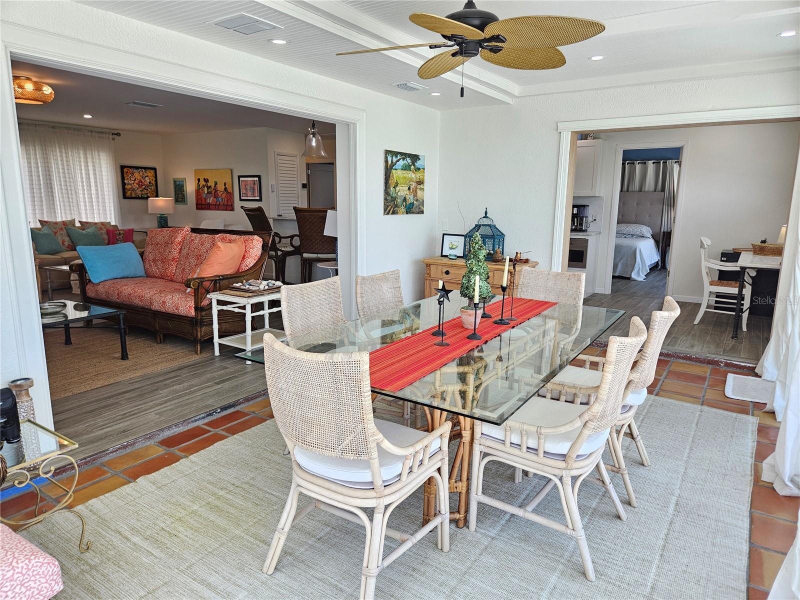 VENICE GARDENS - Residential Lease
