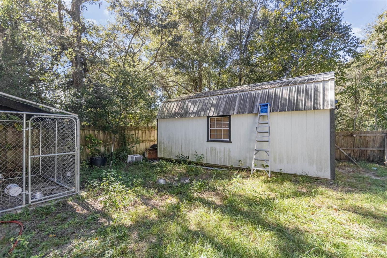 MOUNT PLYMOUTH - Residential