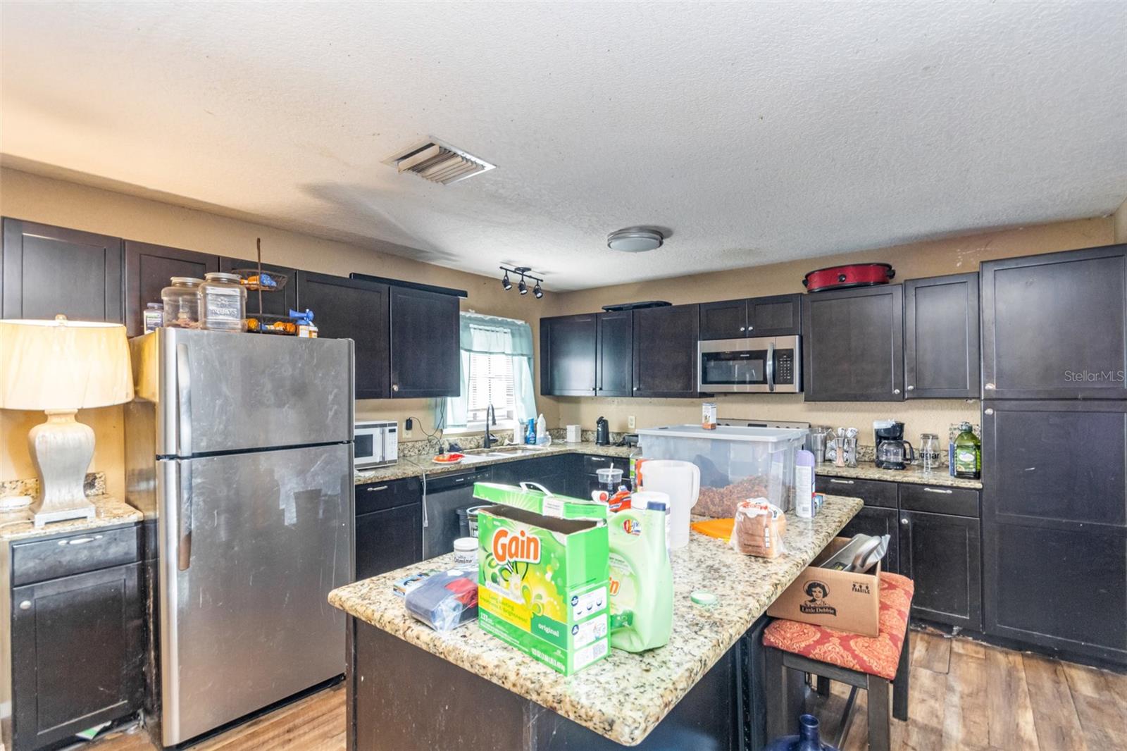 MOUNT PLYMOUTH - Residential