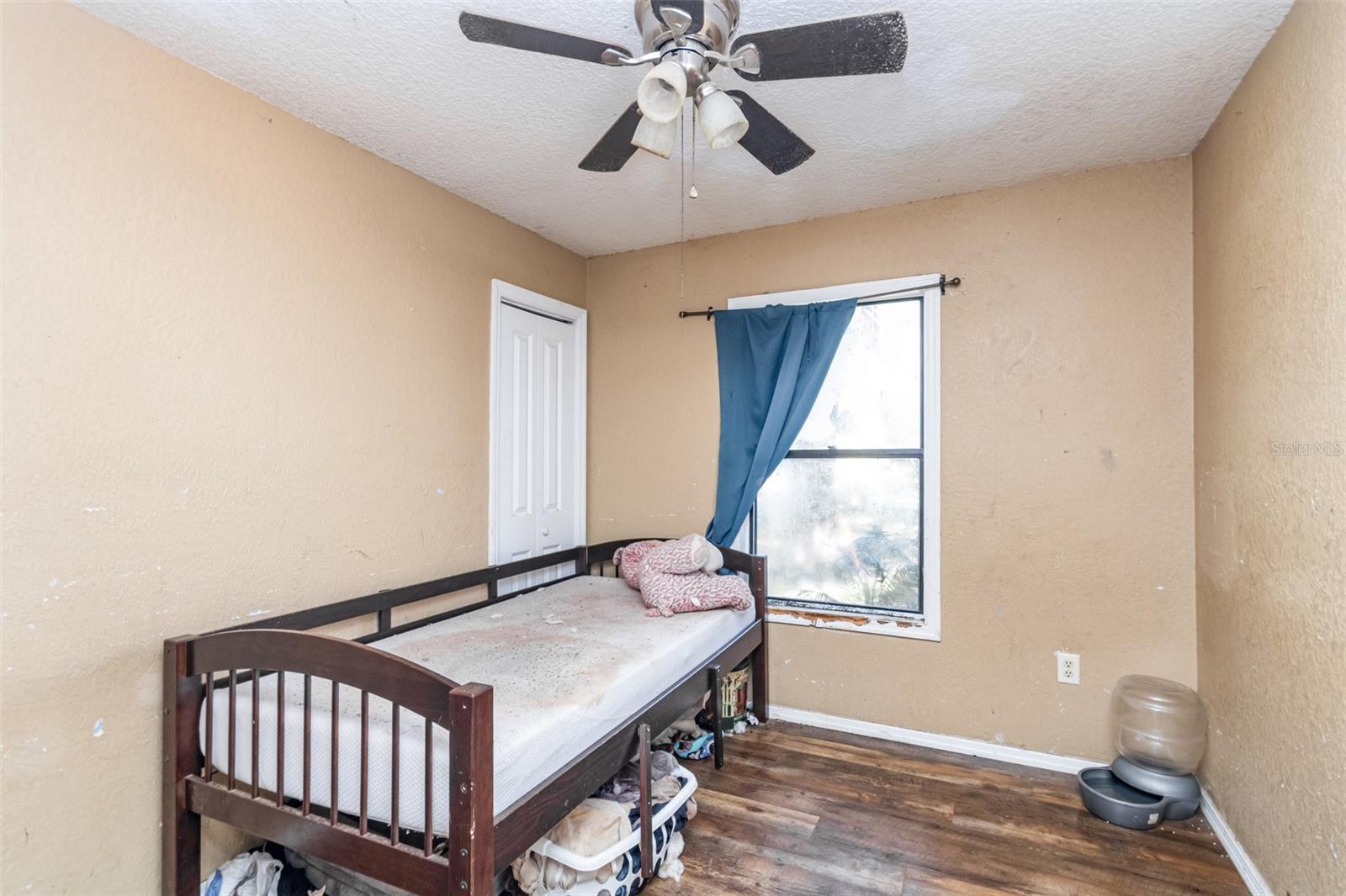 MOUNT PLYMOUTH - Residential