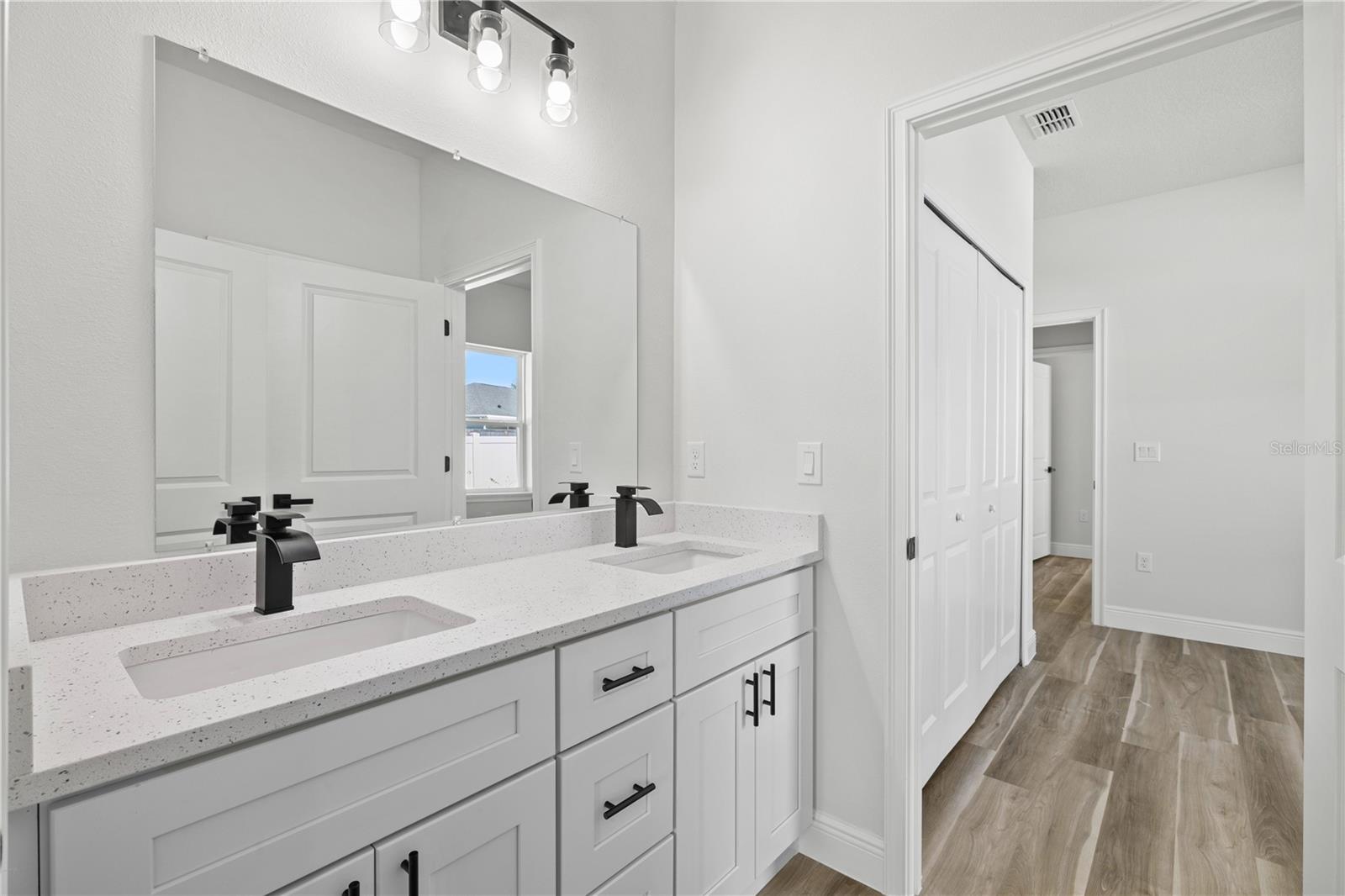 MARION OAKS UNIT 3 - Residential