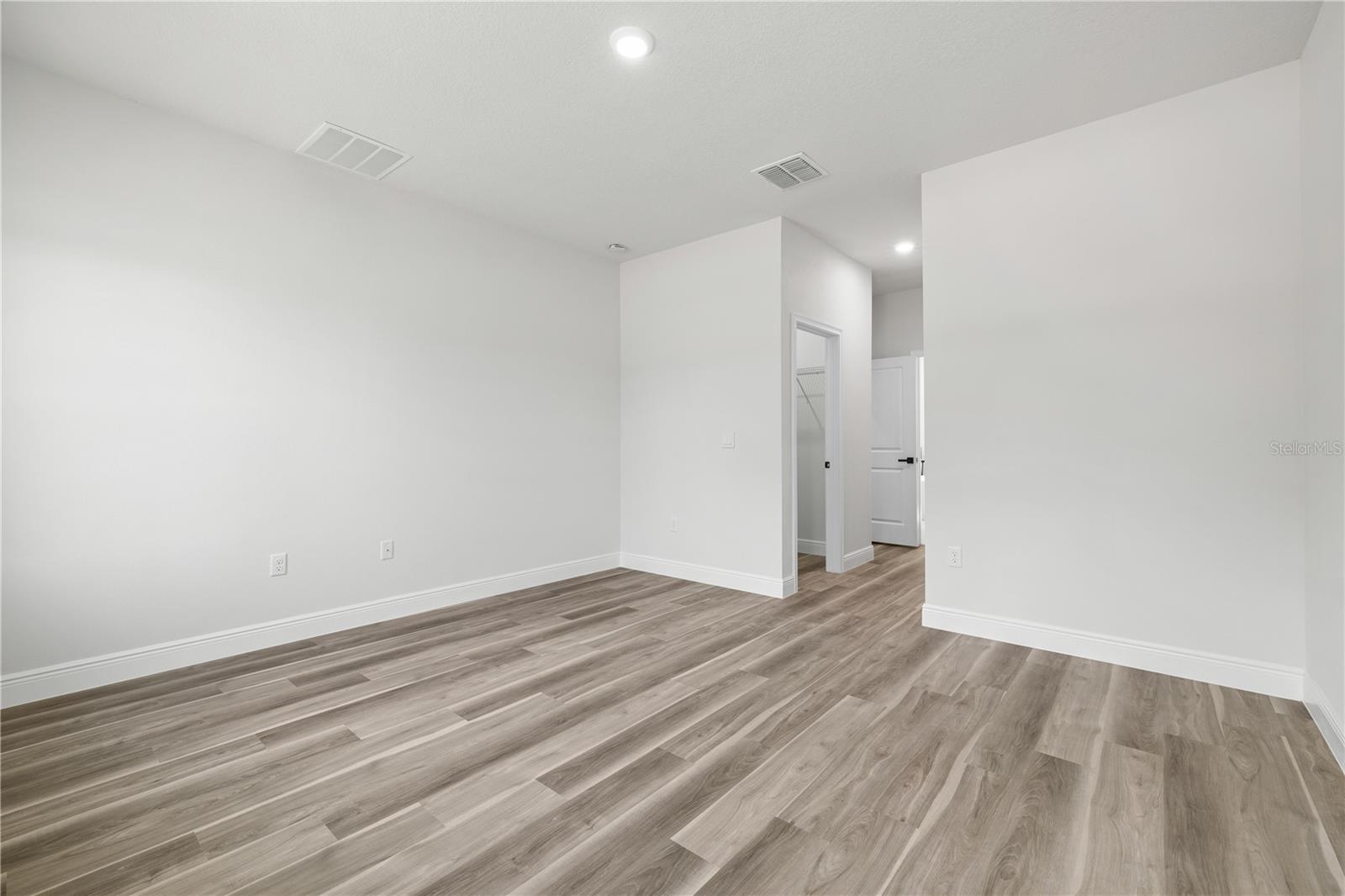 MARION OAKS UNIT 3 - Residential