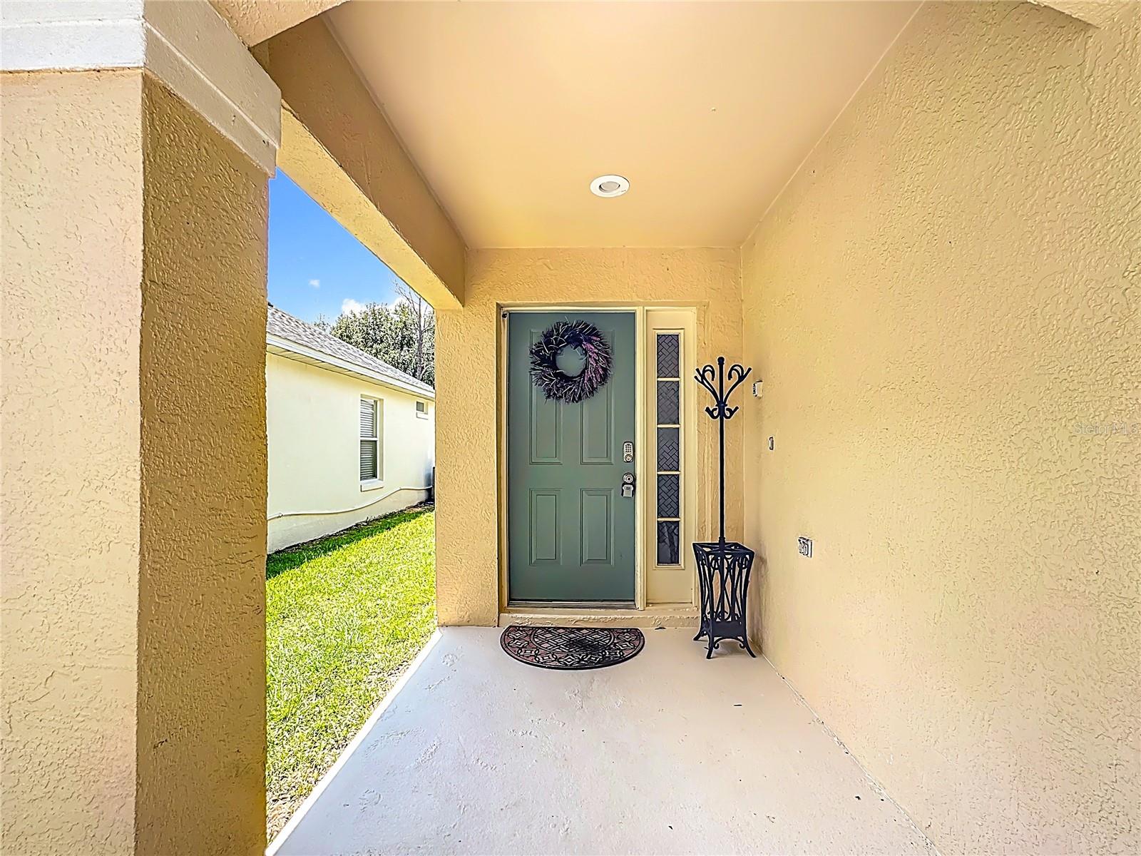 139 GROSVENOR LOOP