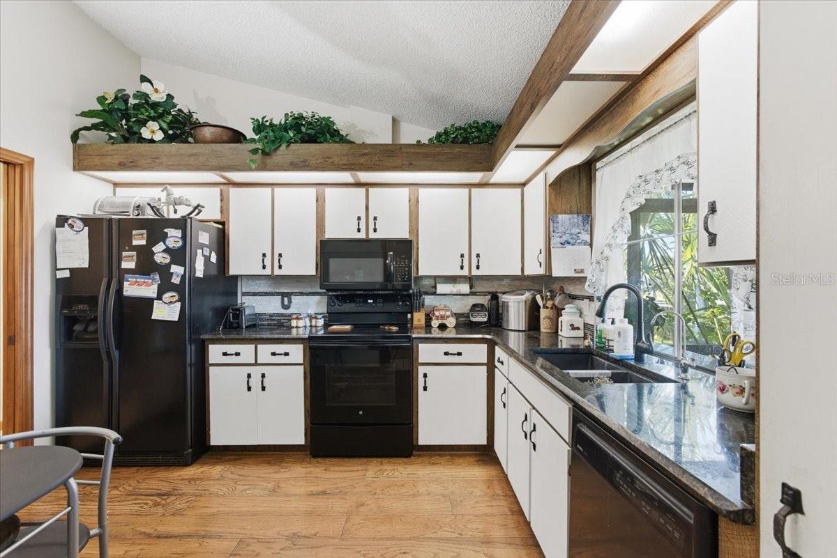 PALM COAST SEC 03 PALM HARBOR OFFICE PARK - Residential