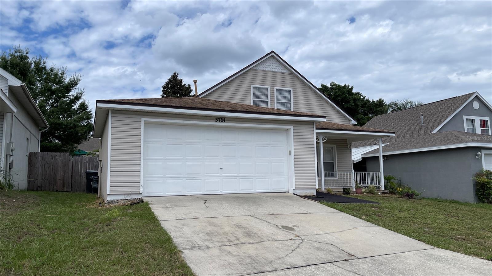 ROYAL RIDGE - Residential Lease