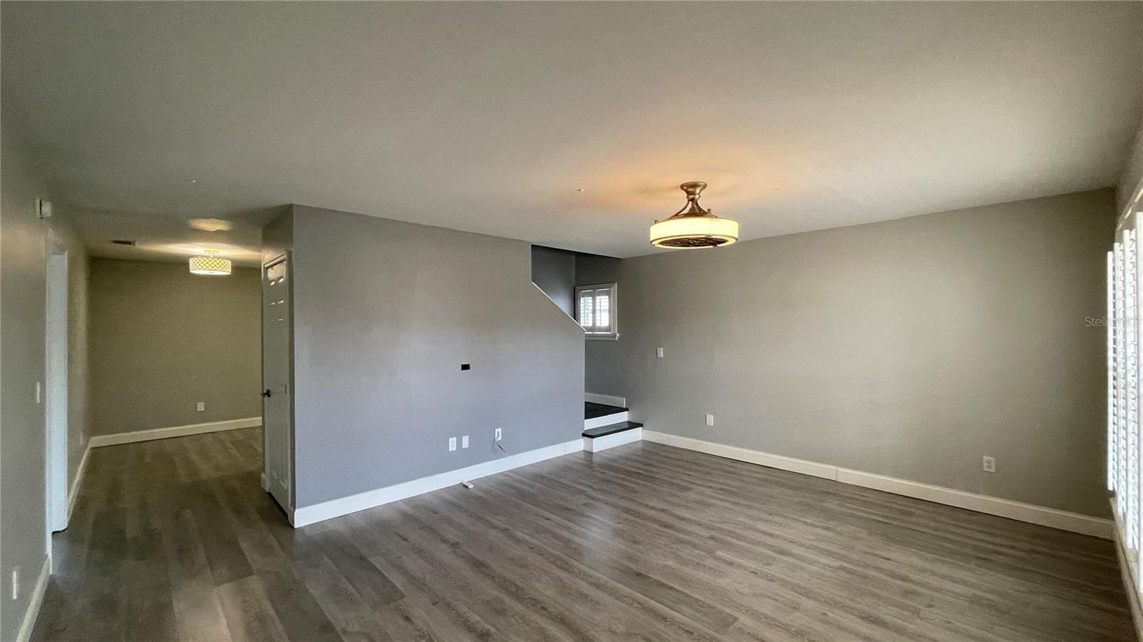 ROYAL RIDGE - Residential Lease