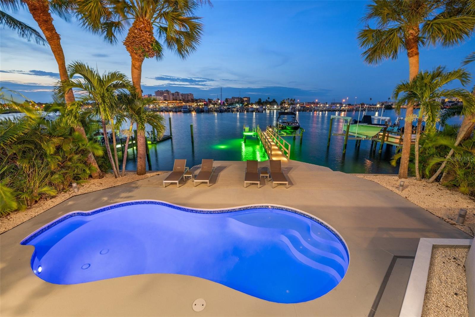 BAYSIDE SUB - Residential