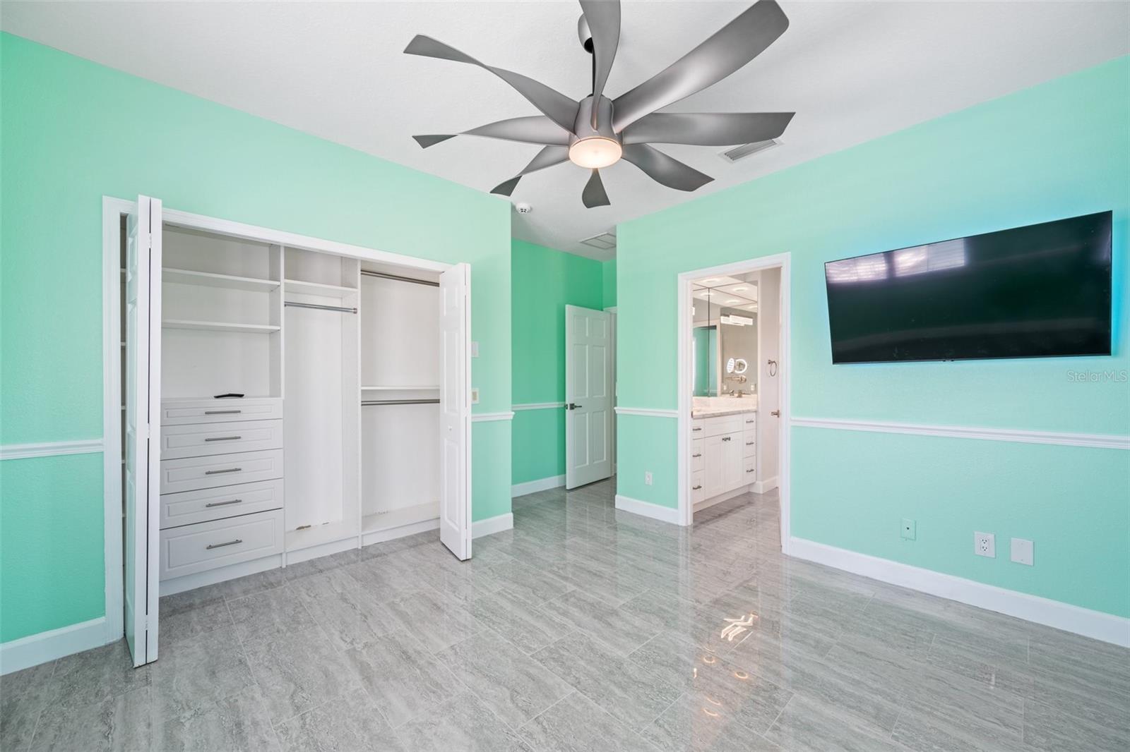 BAYSIDE SUB - Residential