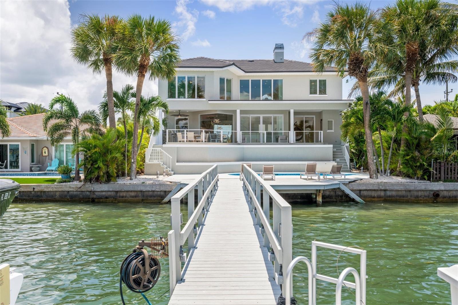 BAYSIDE SUB - Residential