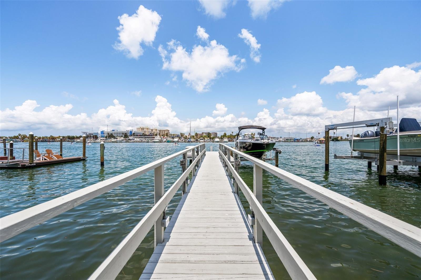 BAYSIDE SUB - Residential