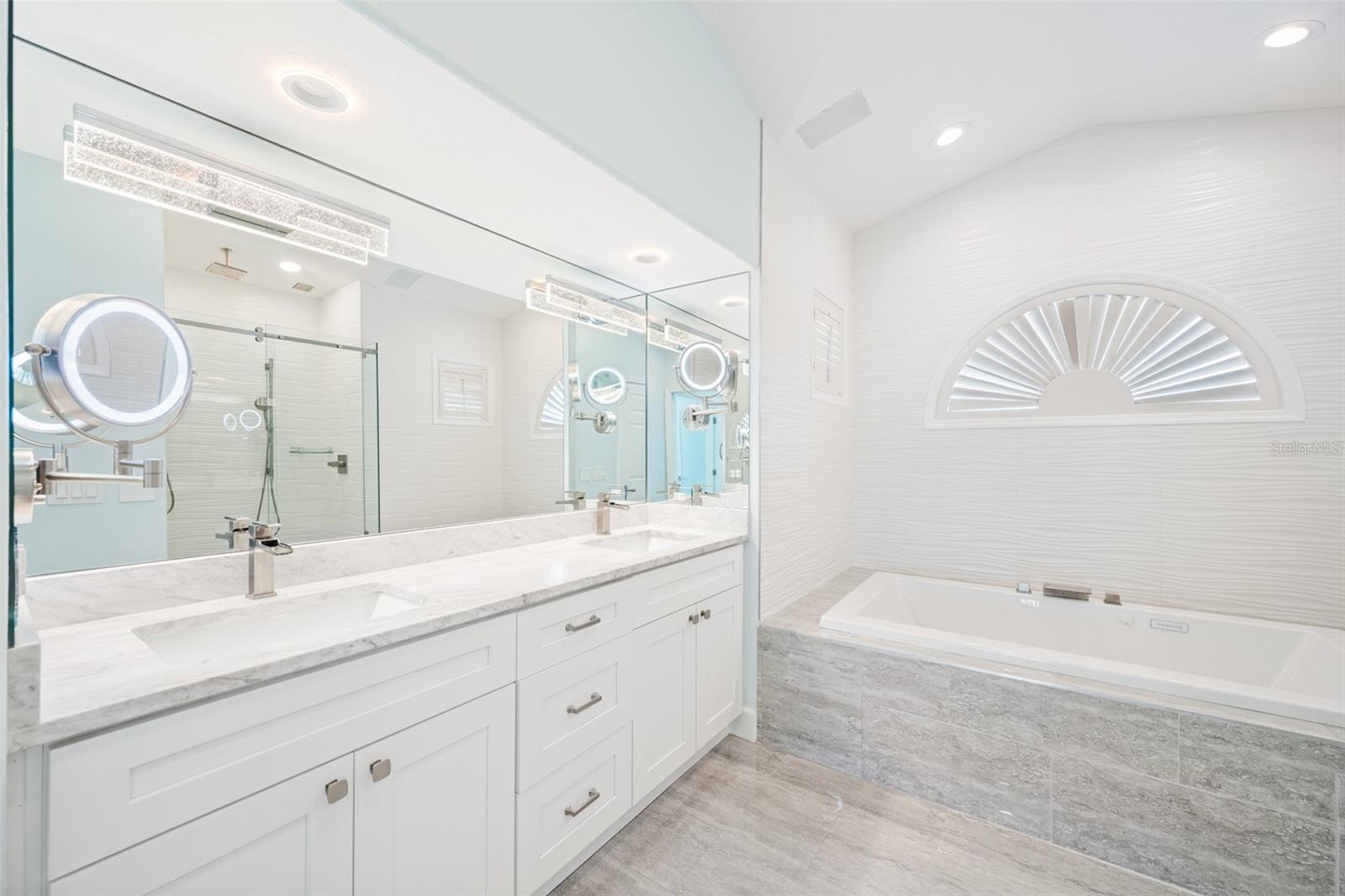 BAYSIDE SUB - Residential