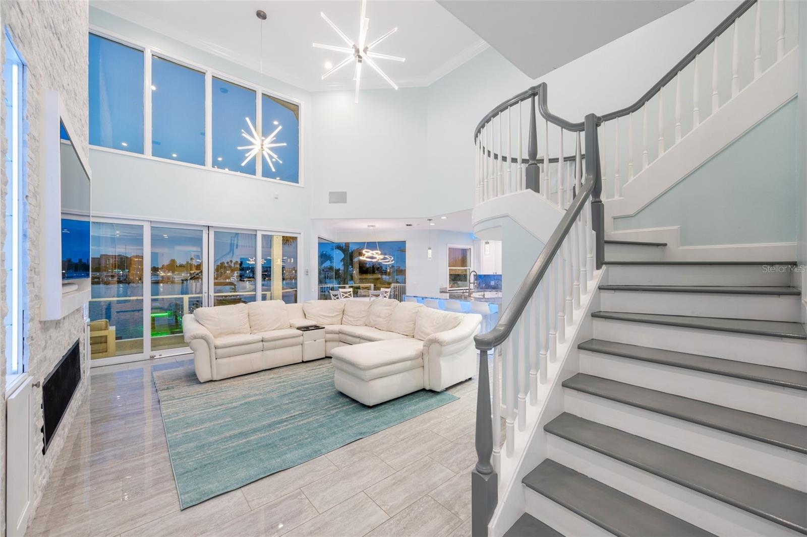 BAYSIDE SUB - Residential