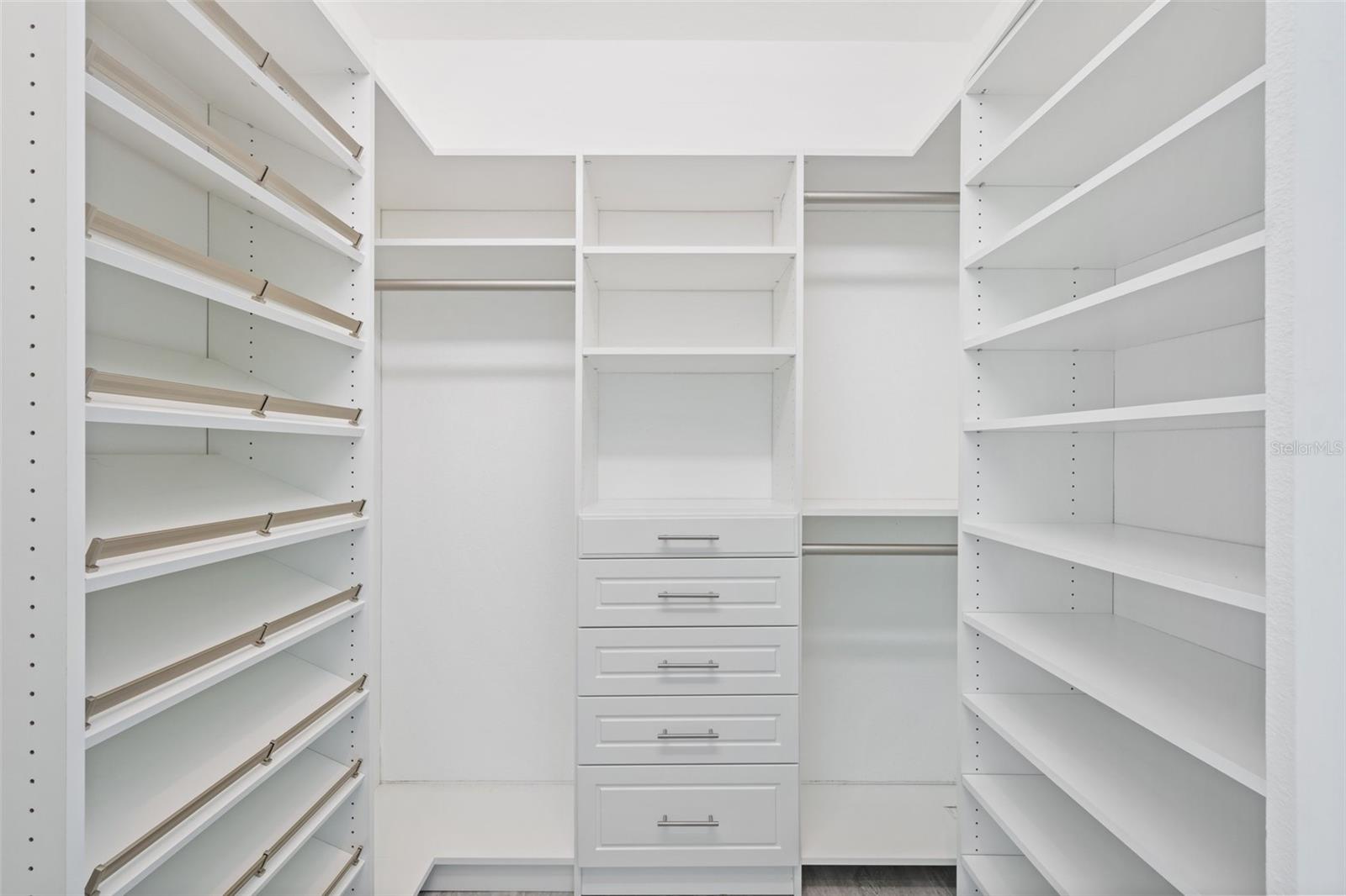 BAYSIDE SUB - Residential