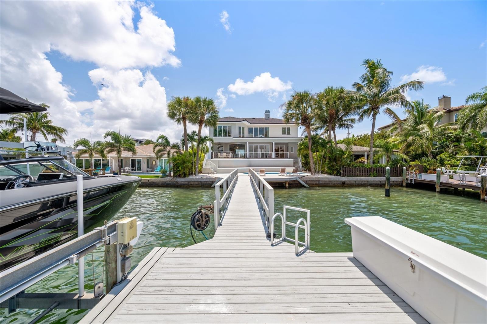 BAYSIDE SUB - Residential