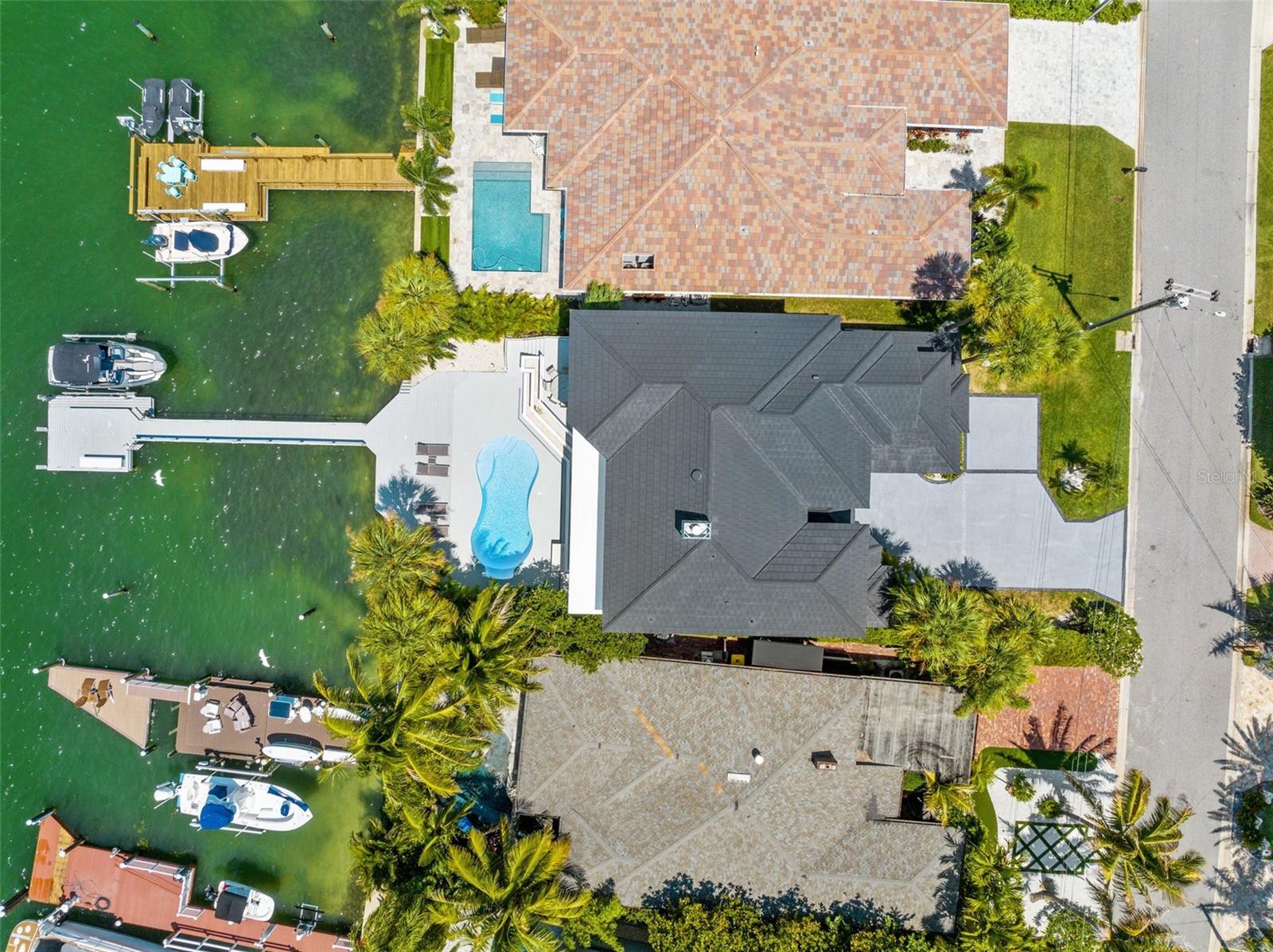 BAYSIDE SUB - Residential