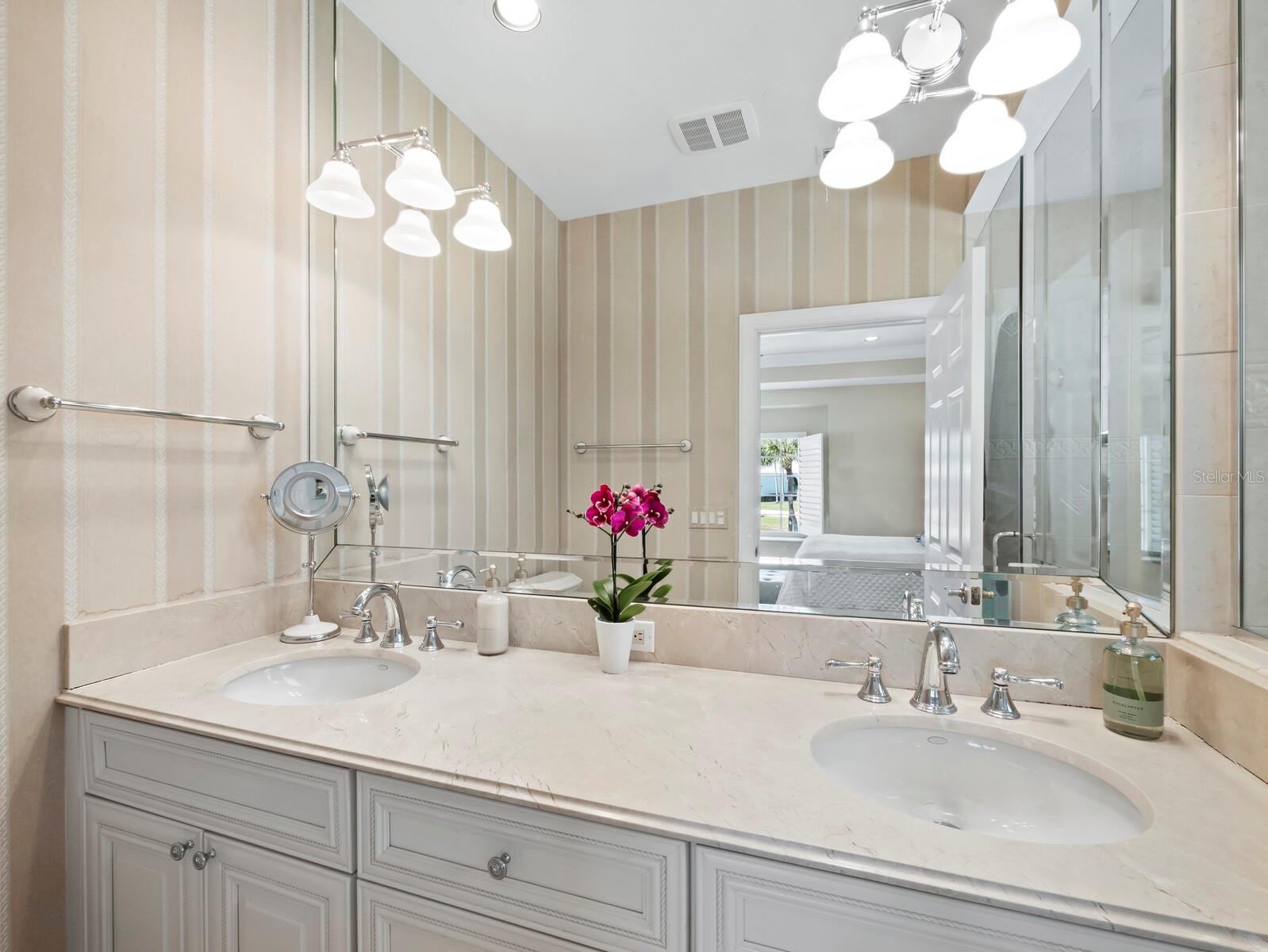 QUEENS HARBOUR - Residential